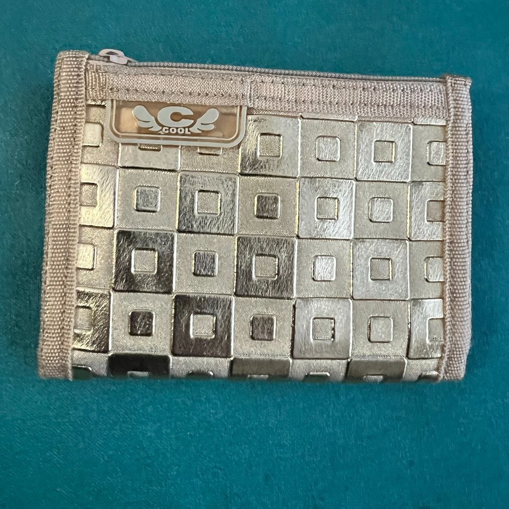Ice Cool Men's Gold Trifold Wallet.